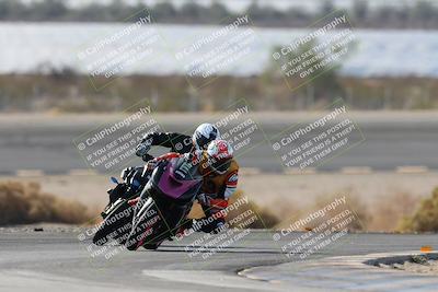 media/Nov-16-2025-Race Pace (Sun) [[8c5fa54630]]/Non Verified Riders (1st 20 Minutes)/1-Turn 14 (10am)/